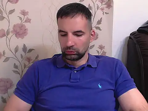 Snapshot of Leo_1617 chatting on May 22, 7:34 pm Leo 1617 online show from May 22, 7:34 pm