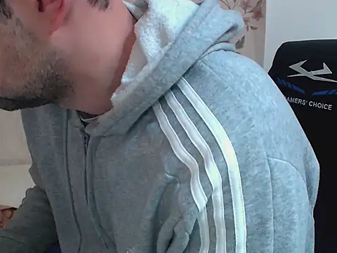 Leo 1617 online show from February 9, 12:58 pm