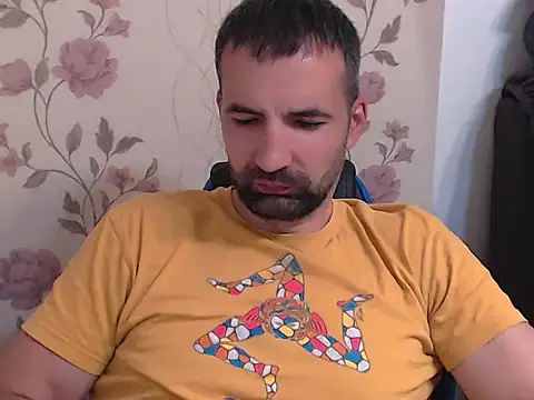 Snapshot of Leo_1617 chatting on June 14, 5:14 pm Leo 1617 online show from June 14, 5:14 pm
