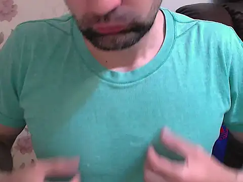 Snapshot of Leo_1617 chatting on May 6, 8:46 pm Leo 1617 online show from May 6, 8:46 pm