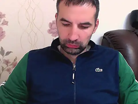 Snapshot of Leo_1617 chatting on April 24, 9:00 am Leo 1617 online show from April 24, 9:00 am