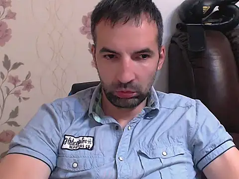 Snapshot of Leo_1617 chatting on July 11, 5:13 pm Leo 1617 online show from July 11, 5:13 pm