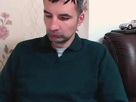 Leo 1617 online show from March 29, 3:57 pm