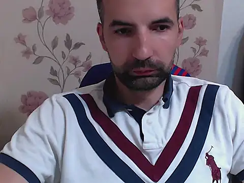 Snapshot of Leo_1617 chatting on June 12, 1:20 pm Leo 1617 online show from June 12, 1:20 pm