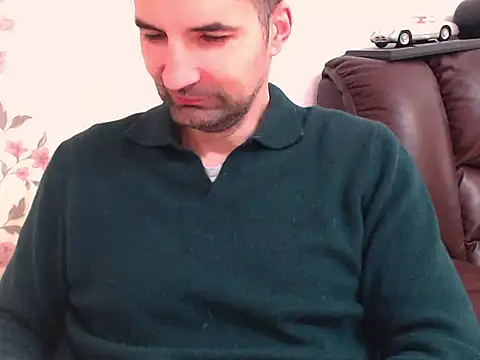 Leo 1617 online show from April 1, 12:06 pm