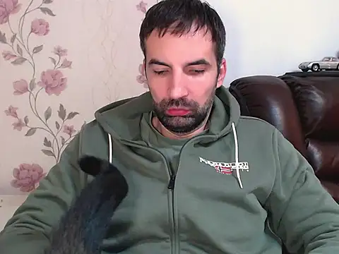 Leo 1617 online show from November 20, 12:50 pm