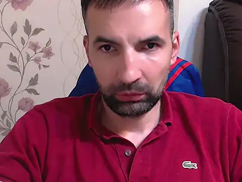 Snapshot of Leo_1617 chatting on May 25, 7:23 pm Leo 1617 online show from May 25, 7:23 pm