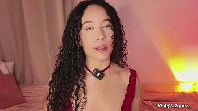 Heyloreley online show from April 12, 3:21 am