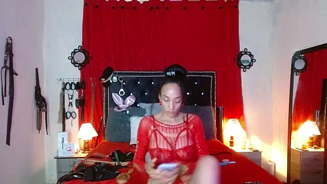 Snapshot of SamaraMartinez chatting on September 24, 9:43 pm SamaraMartinez online show from September 24, 9:43 pm