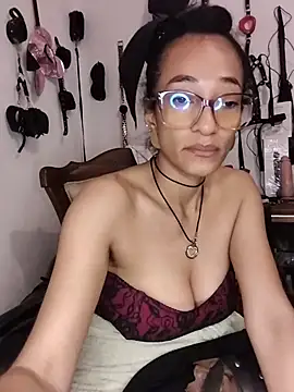 SamaraMartinez online show from May 11, 2:45 pm