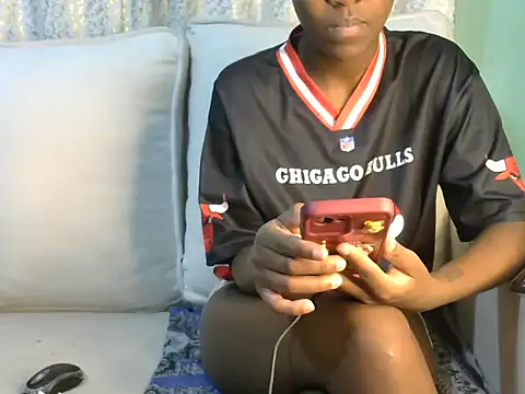 Caryyyl online show from November 14, 2:32 pm