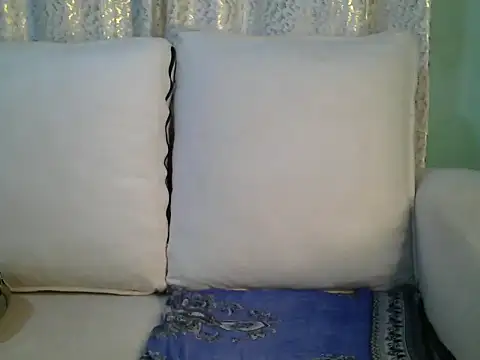 Caryyyl online show from November 16, 12:26 am