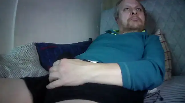 amylrmm1903 online show from March 2, 8:46 pm