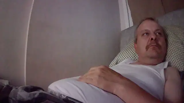 amylrmm1903 online show from September 12, 9:47 pm