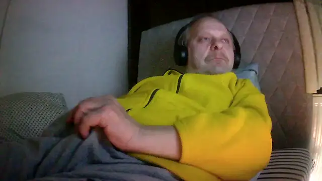 amylrmm1903 online show from May 5, 10:02 pm