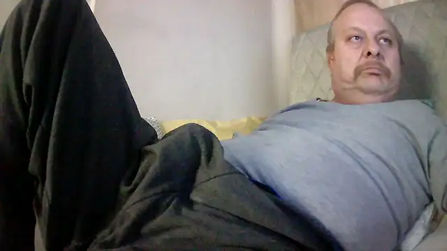 amylrmm1903 online show from December 14, 12:11 pm