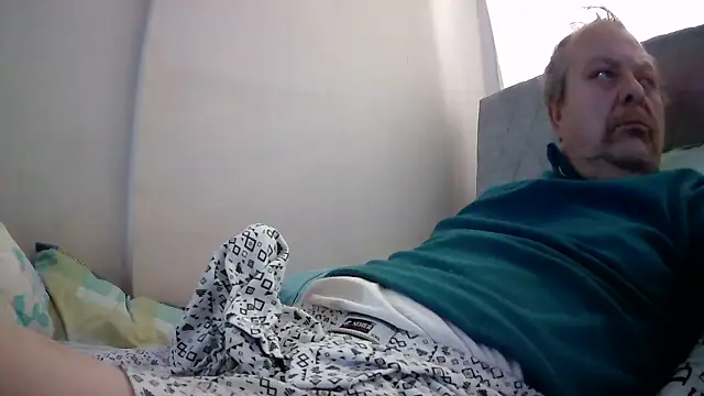 amylrmm1903 online show from February 2, 11:40 am