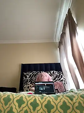 NickyBabes online show from May 13, 8:43 am