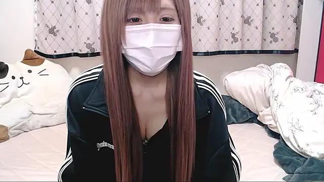  hiyor  online show from March 26, 5:11 pm