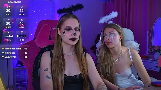 CuteMousee online show from October 26, 2:17 pm