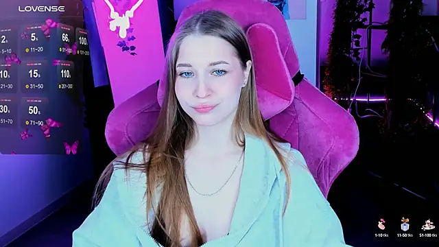 CuteMousee online show from October 4, 2:24 am