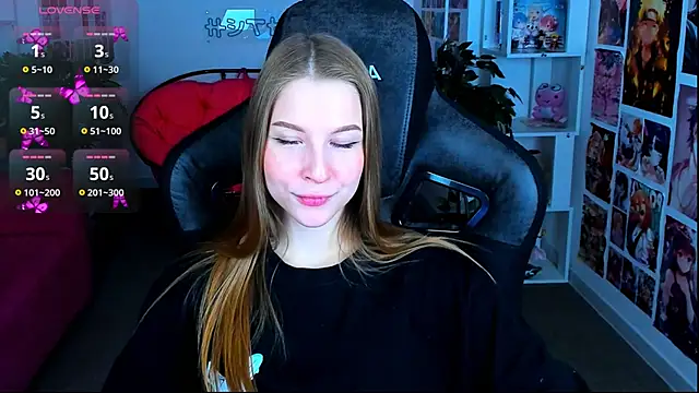 CuteMousee online show from February 12, 5:26 am