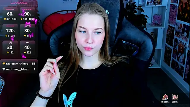 CuteMousee online show from February 12, 8:49 am