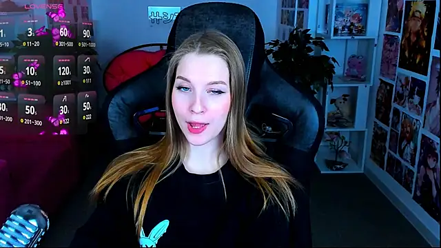 CuteMousee online show from February 9, 8:54 am