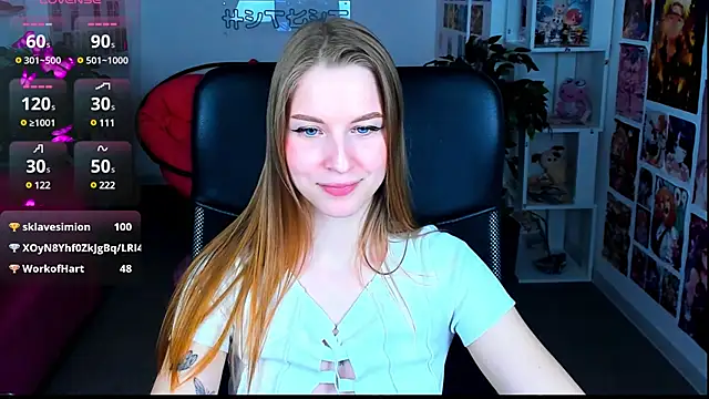 CuteMousee online show from January 30, 11:44 am