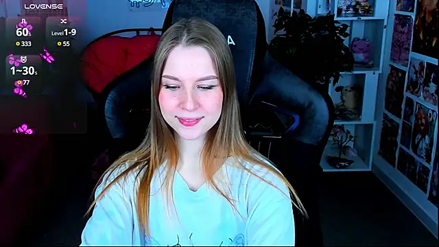 CuteMousee online show from February 17, 5:36 am