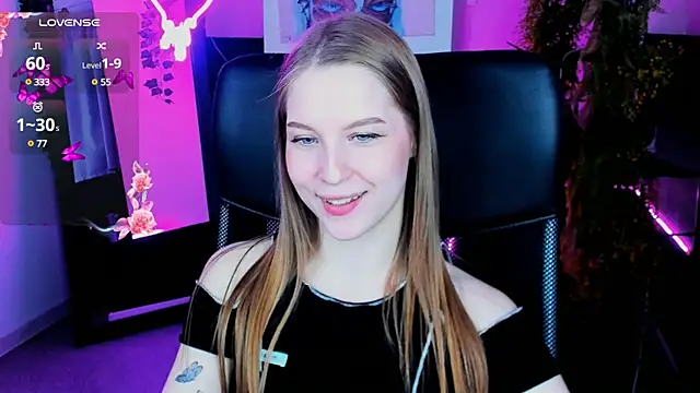 CuteMousee online show from February 25, 2:48 pm