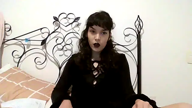 kimmykink online show from October 20, 9:37 pm