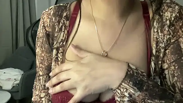 Snapshot of Wild_Fantasy_7 chatting on September 11, 6:41 pm Wild Fantasy 7 online show from September 11, 6:41 pm