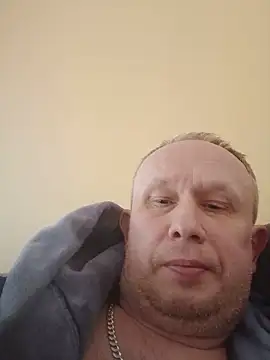 Snapshot of paradise777777 chatting on May 16, 10:47 am paradise777777 online show from May 16, 10:47 am
