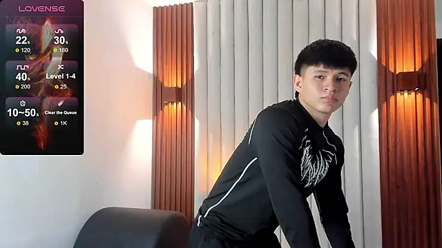 Snapshot of Ryo_kush chatting on February 19, 3:36 am Ryo kush online show from February 19, 3:36 am