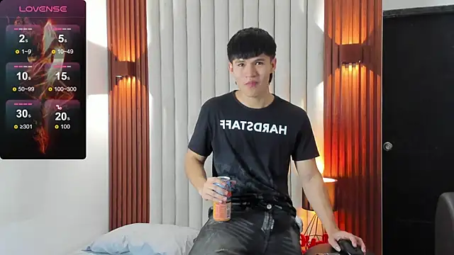 Snapshot of Ryo_kush chatting on January 10, 3:24 am Ryo kush online show from January 10, 3:24 am