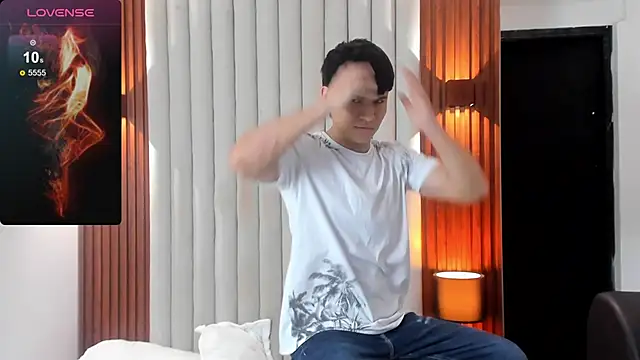 Snapshot of Ryo_kush chatting on February 1, 3:49 am Ryo kush online show from February 1, 3:49 am