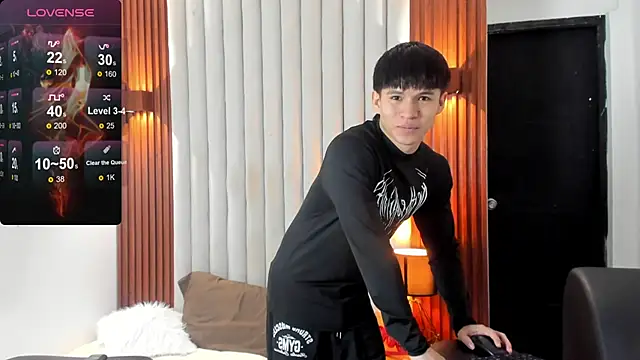 Snapshot of Ryo_kush chatting on January 13, 3:21 am Ryo kush online show from January 13, 3:21 am