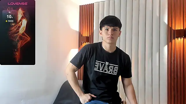 Snapshot of Ryo_kush chatting on February 6, 3:46 am Ryo kush online show from February 6, 3:46 am