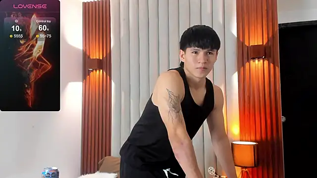 Snapshot of Ryo_kush chatting on January 16, 3:32 am Ryo kush online show from January 16, 3:32 am