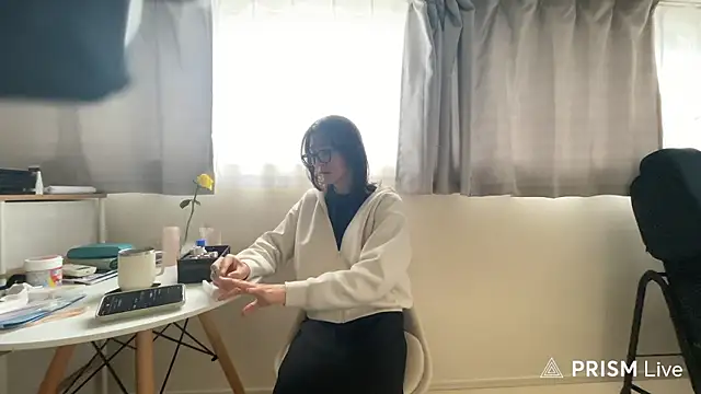 mel  mel online show from April 7, 2:57 am