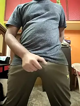 Snapshot of RohanBig chatting on December 9, 6:14 pm RohanBig online show from December 9, 6:14 pm