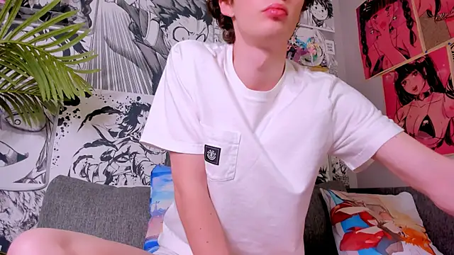 LukeSweet online show from May 12, 2:45 pm