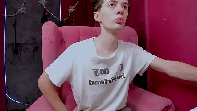 LukeSweet online show from December 22, 10:59 am