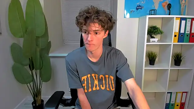 LukeSweet online show from June 20, 3:28 pm
