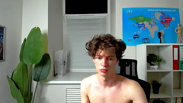LukeSweet online show from July 15, 4:47 pm