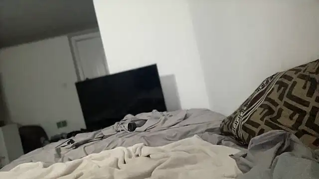 Daddybigdick333 online show from January 1, 10:35 pm