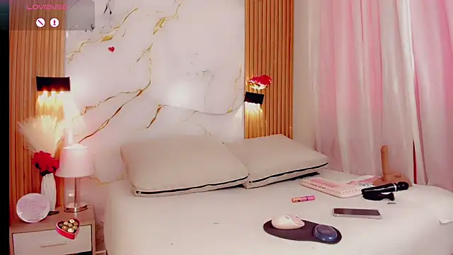 BrendaSquirtx online show from November 16, 5:17 pm