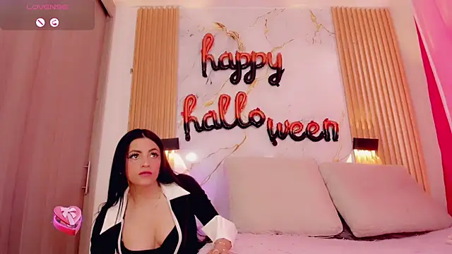 BrendaSquirtx online show from October 13, 3:13 pm