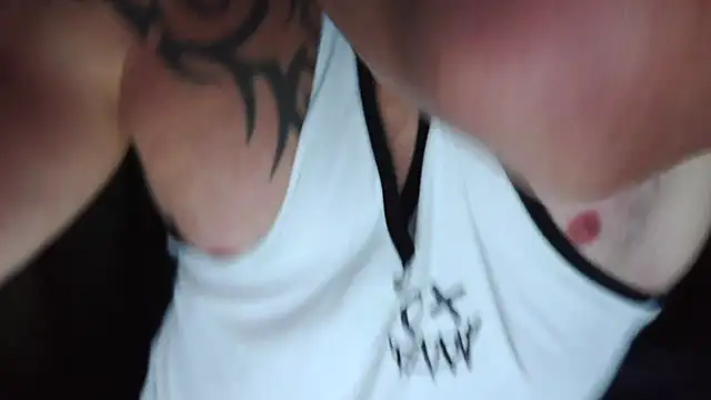 Snapshot of XxBigboybandxX chatting on October 10, 6:20 pm XxBigboybandxX online show from October 10, 6:20 pm